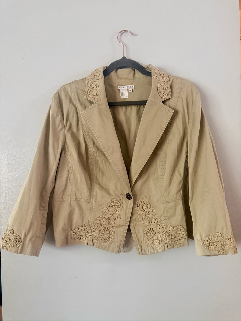 VINTAGE Y2K Era Spanner Khaki Beige Cropped Blazer Jacket with Crochet Lace Trim